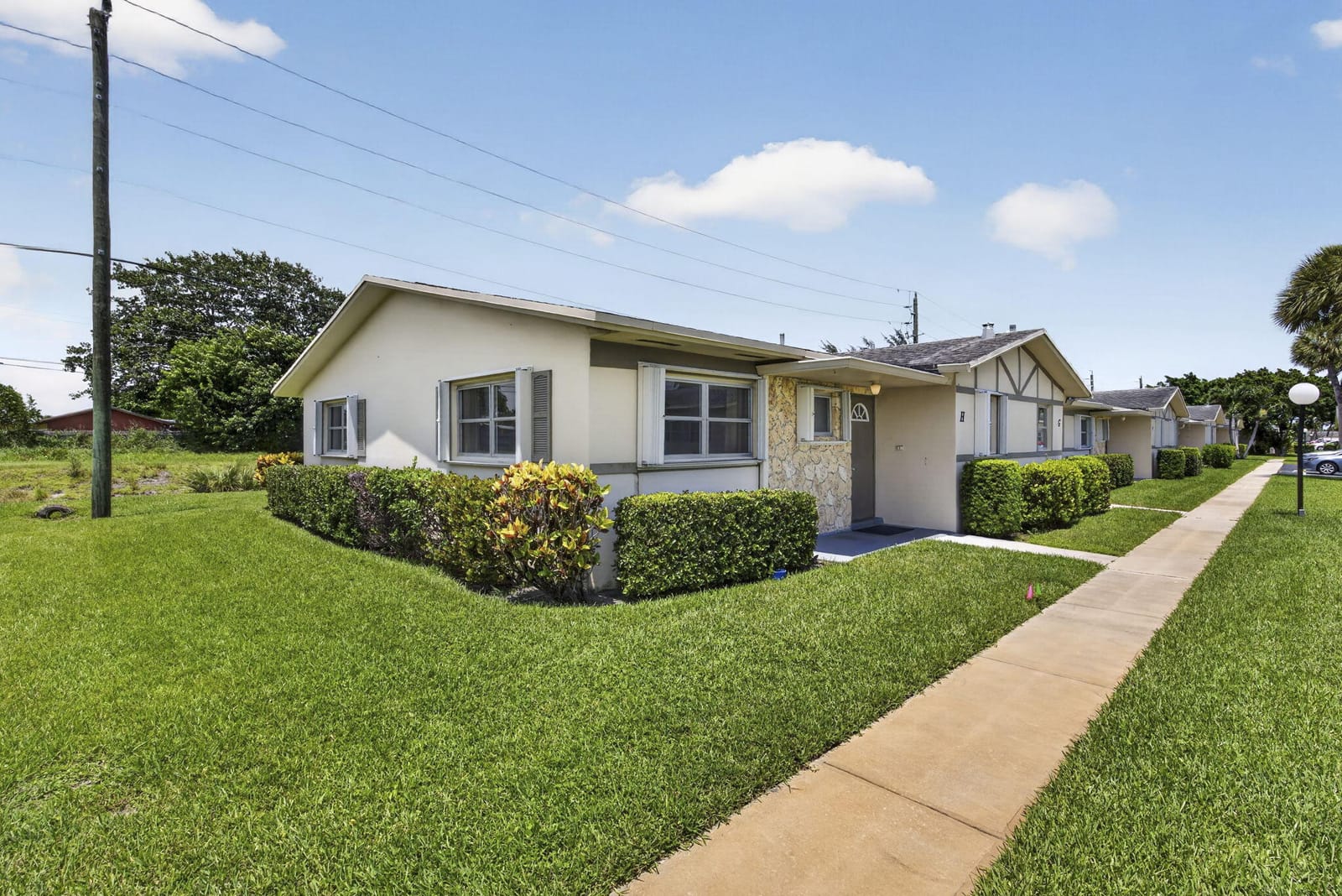 2521 Emory Drive W H — photo 2