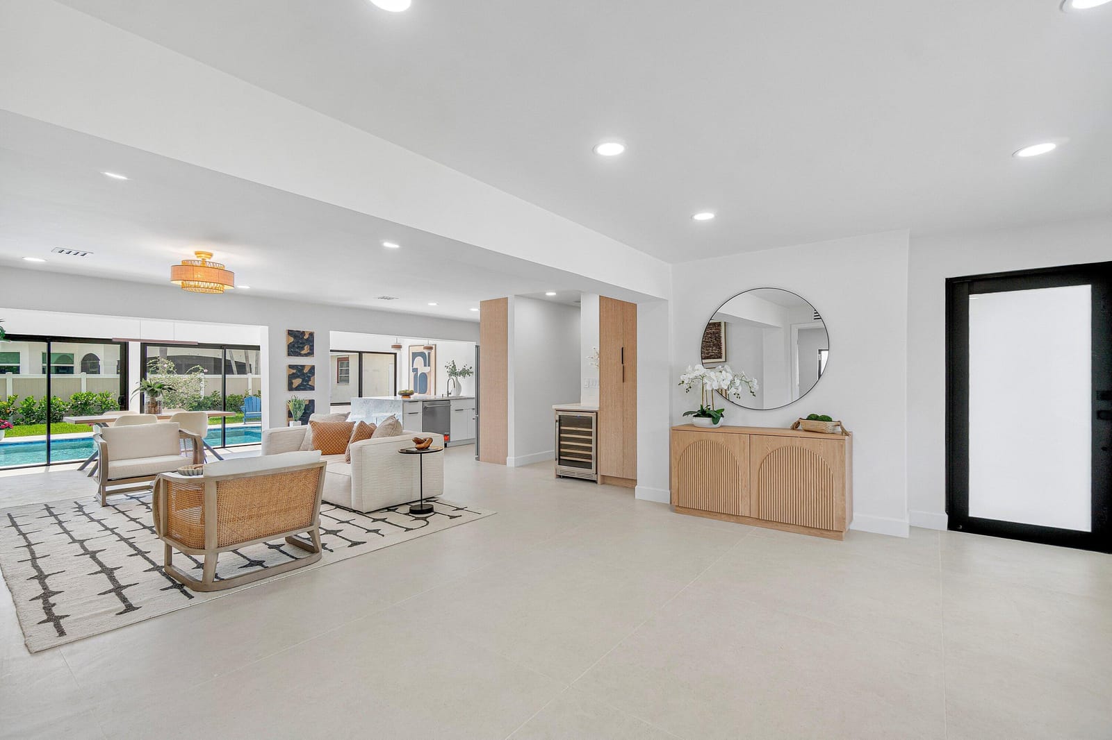 2708 NE 1ST Avenue — photo 5