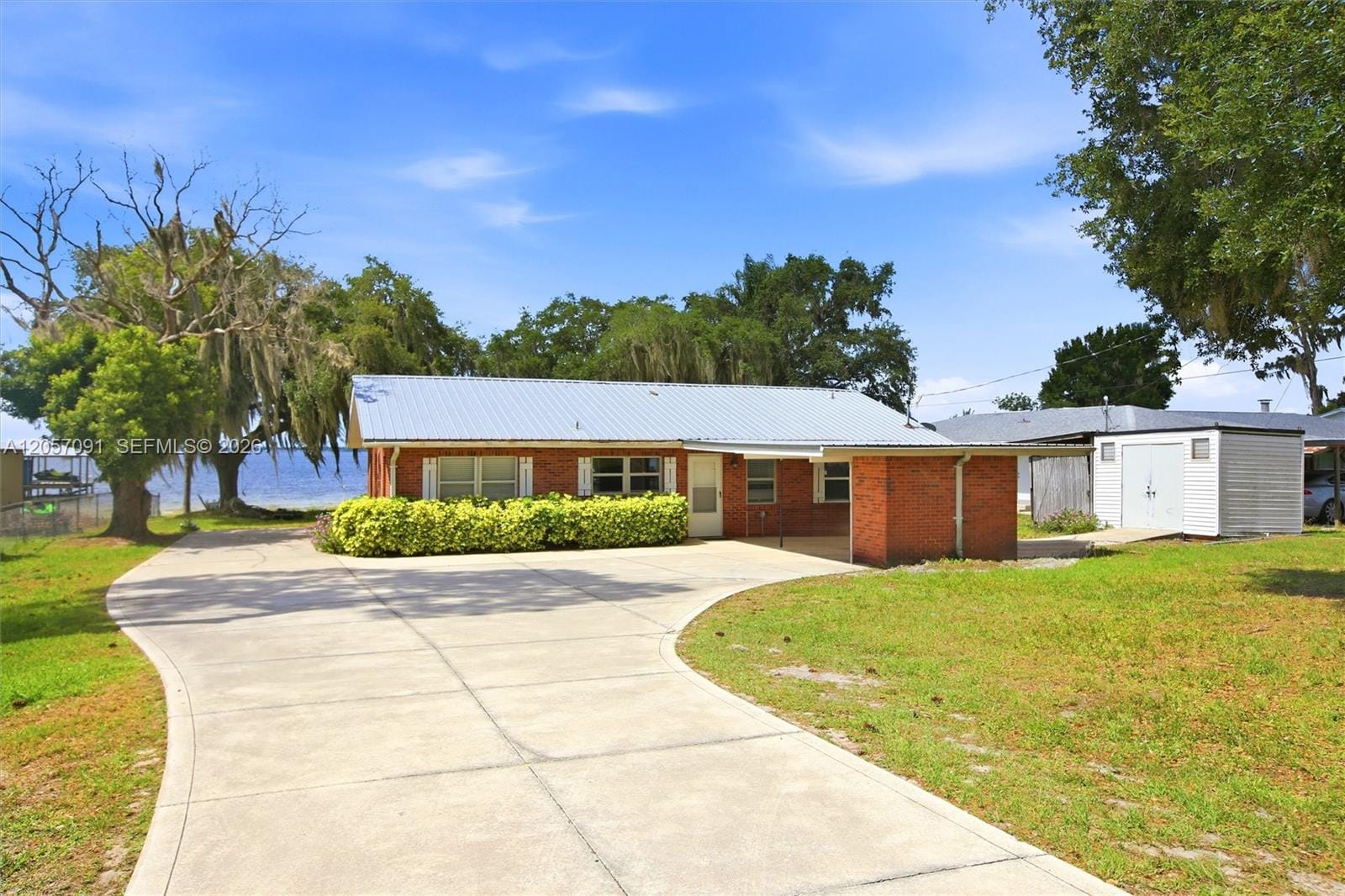 836 Lake June Road — photo 1