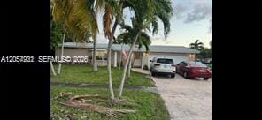Pending home at 8760 NW 21st Street, Sunrise, FL 33322