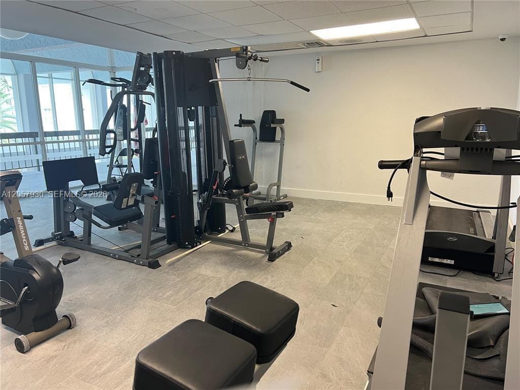 496 NW 165th St Road D-409, Miami, FL 33169 photo 21