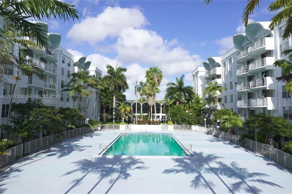 496 NW 165th St Road D-409, Miami, FL 33169 photo 24