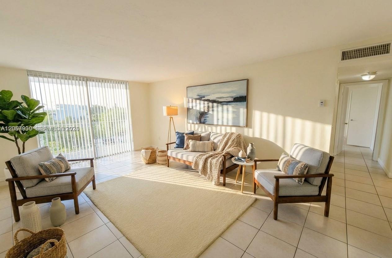 496 NW 165th St Road D409, Miami, FL 33169