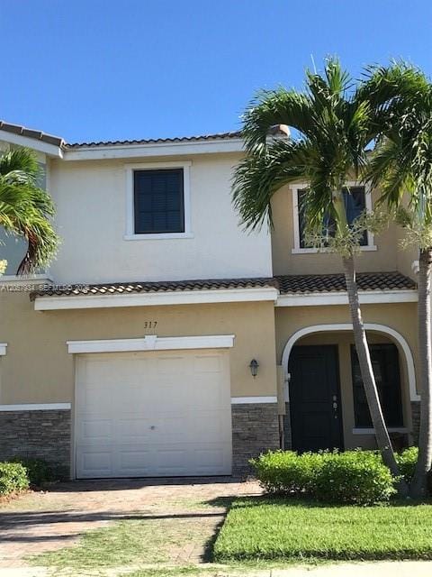 317 NE 194th Lane 317, Miami, FL 33179