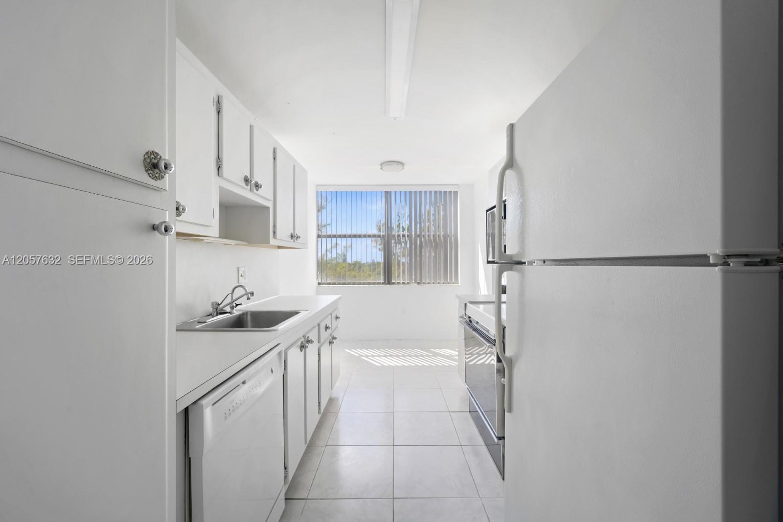 1300 NE Miami Gardens Drive 621E, Miami, FL 33179 photo 13