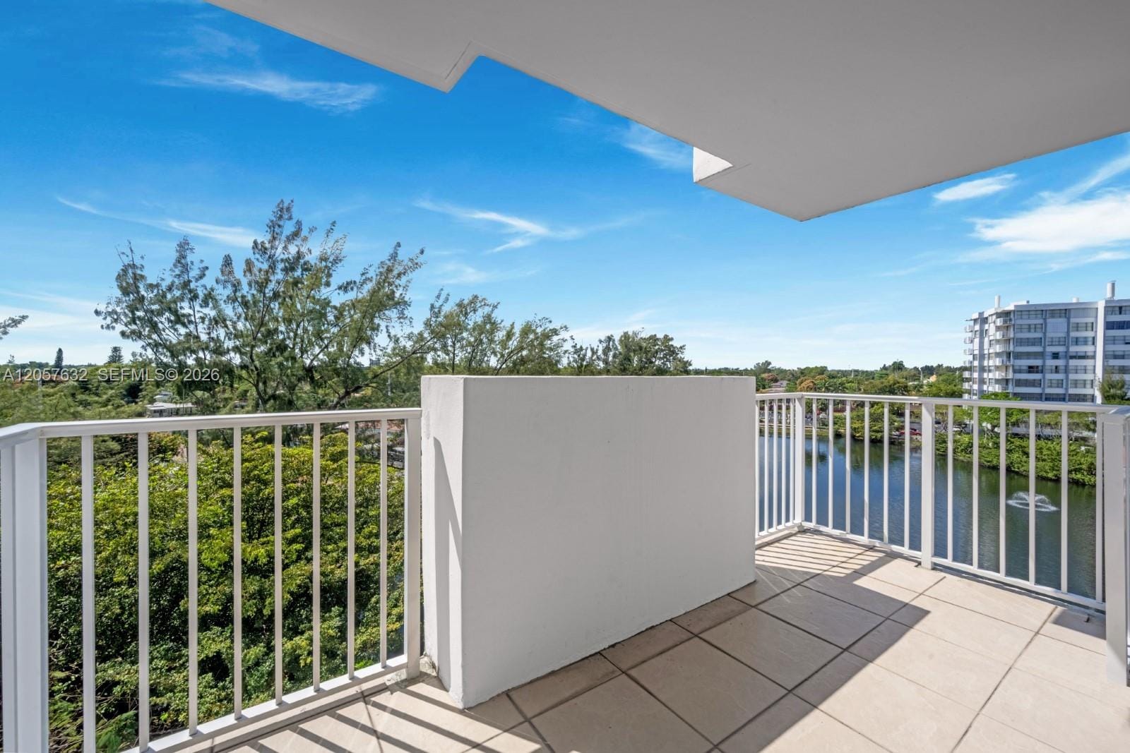 1300 NE Miami Gardens Drive 621E, Miami, FL 33179 photo 25