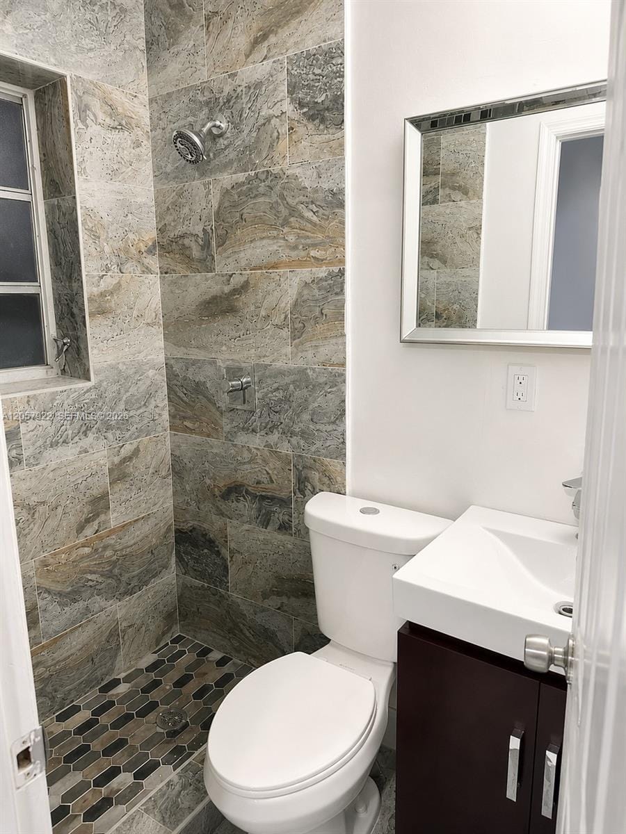 552 NE 161st Street, Miami, FL 33162 photo 19