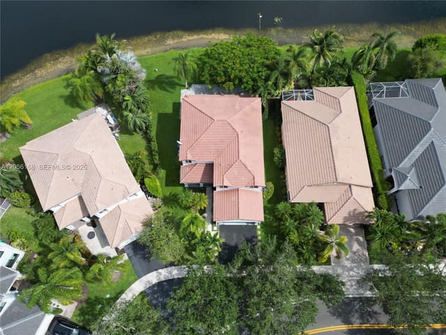 1216 Chinaberry Drive, Weston, FL 33327