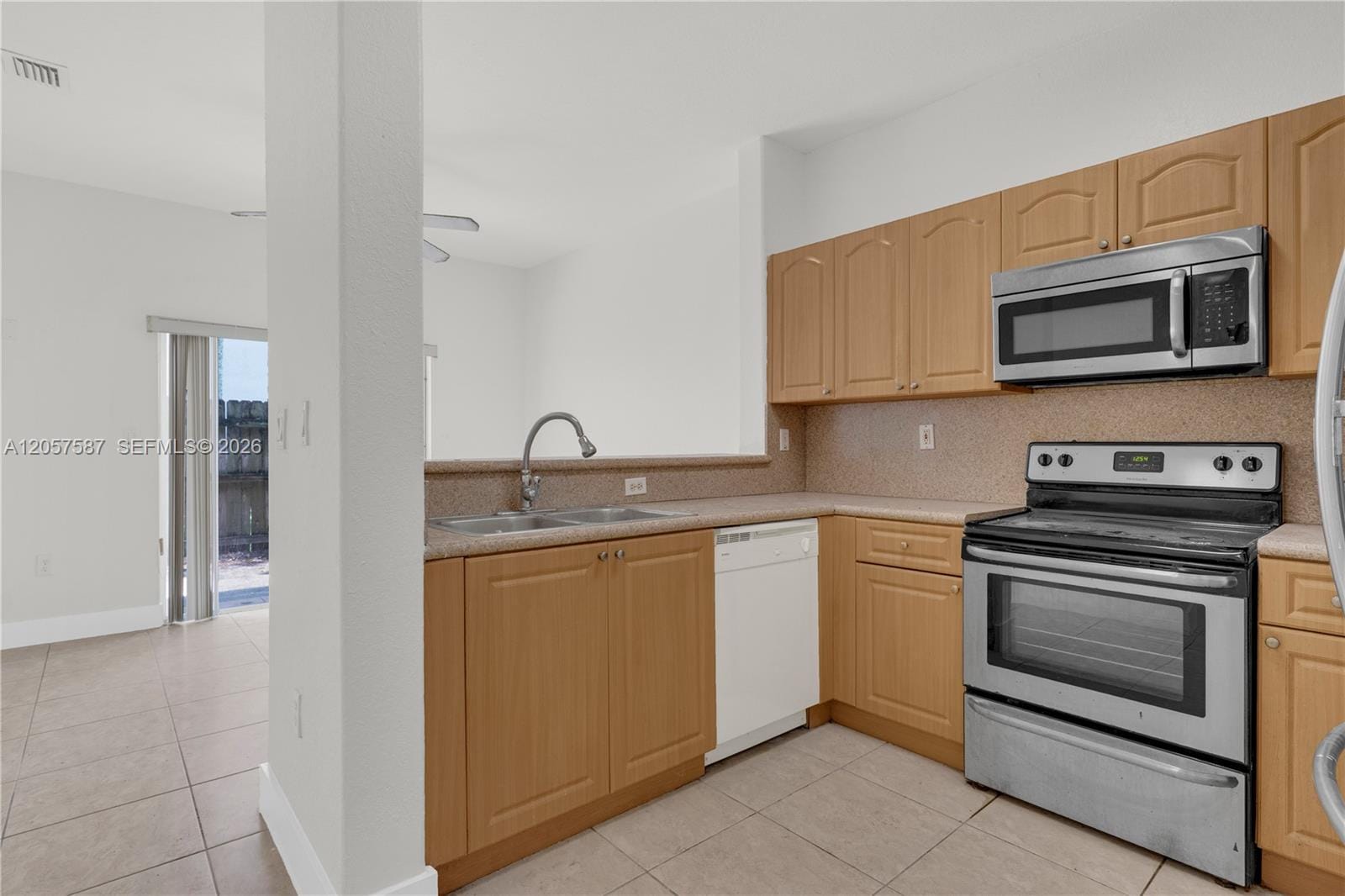 2815 SE 16th Avenue 102, Homestead, FL 33035 photo 16