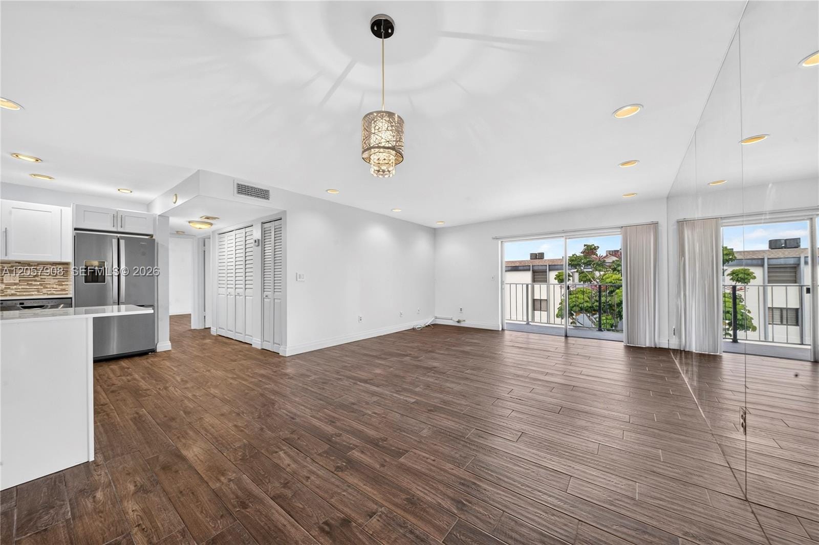 3642 NE 171st Street 305, North Miami Beach, FL 33160 photo 8