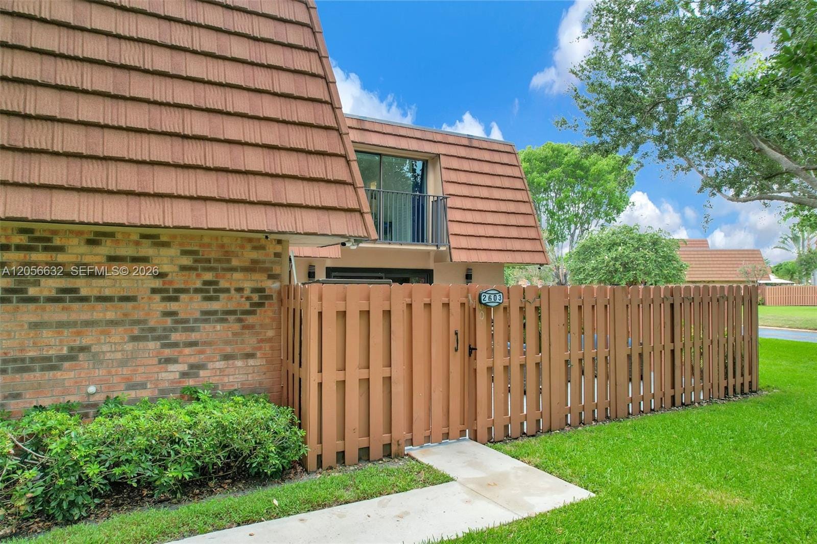 2603 Lakeview Court, Cooper City, FL 33026 photo 23