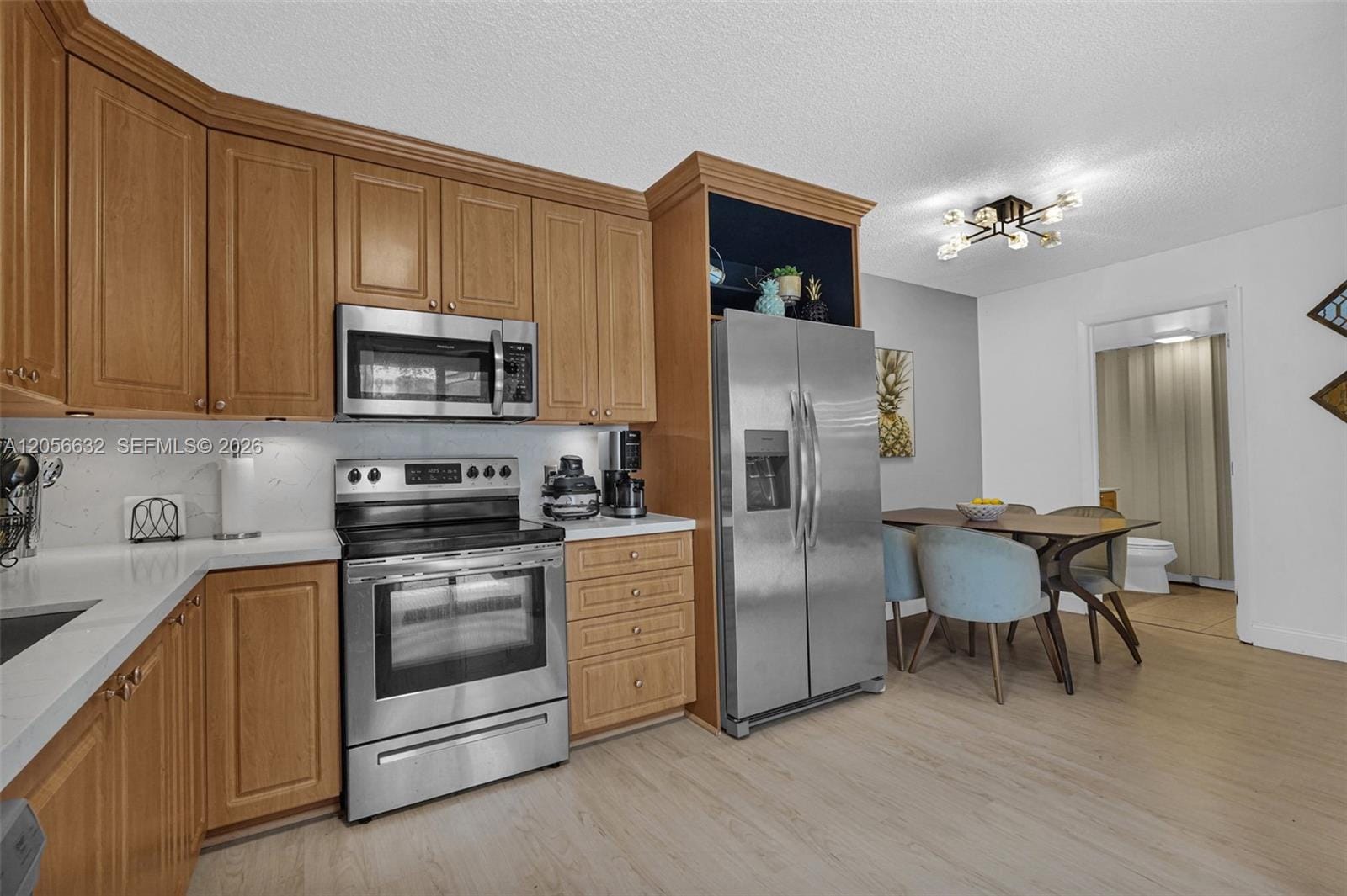 2603 Lakeview Court — photo 4