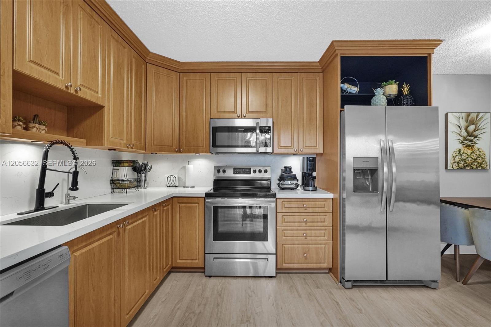 2603 Lakeview Court — photo 6