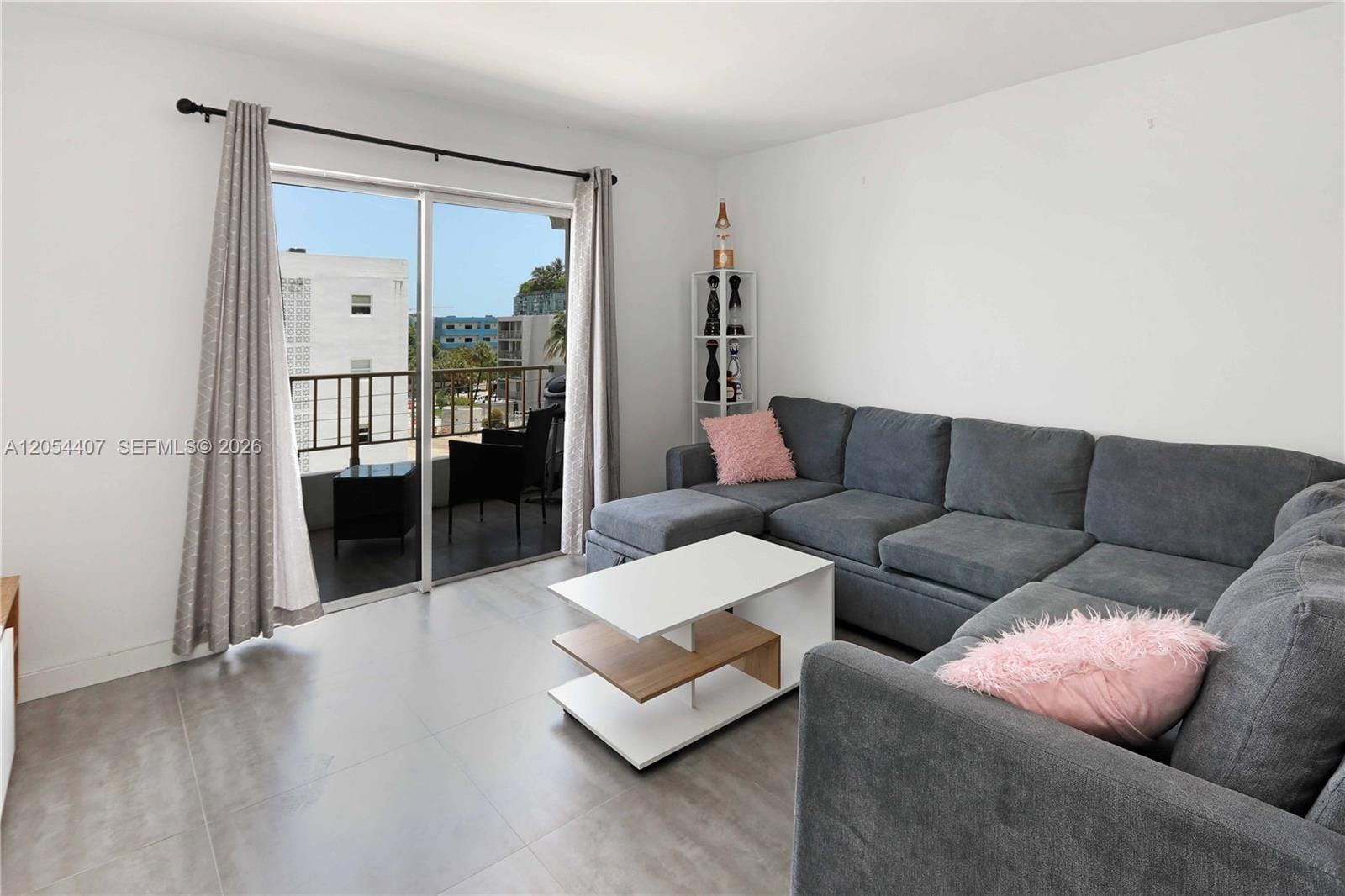 1580 W Ave 504 504 — photo 3