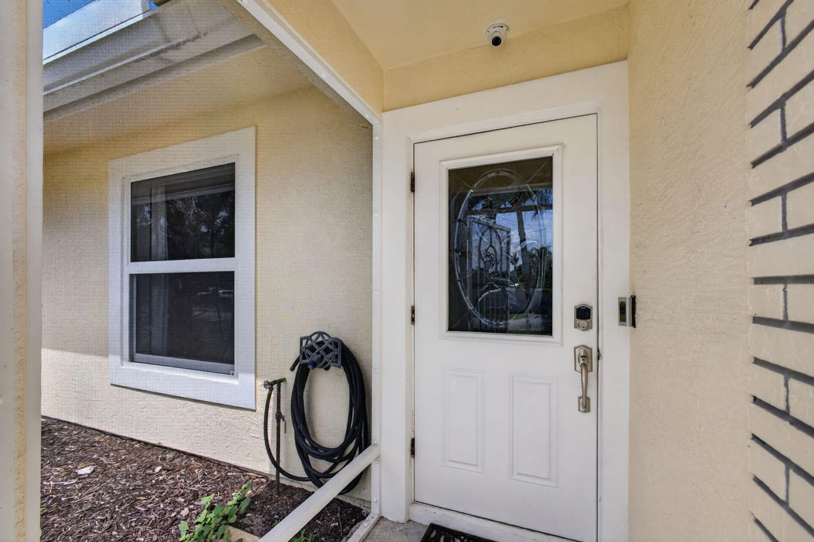 5673 SE INEZ Avenue — photo 3