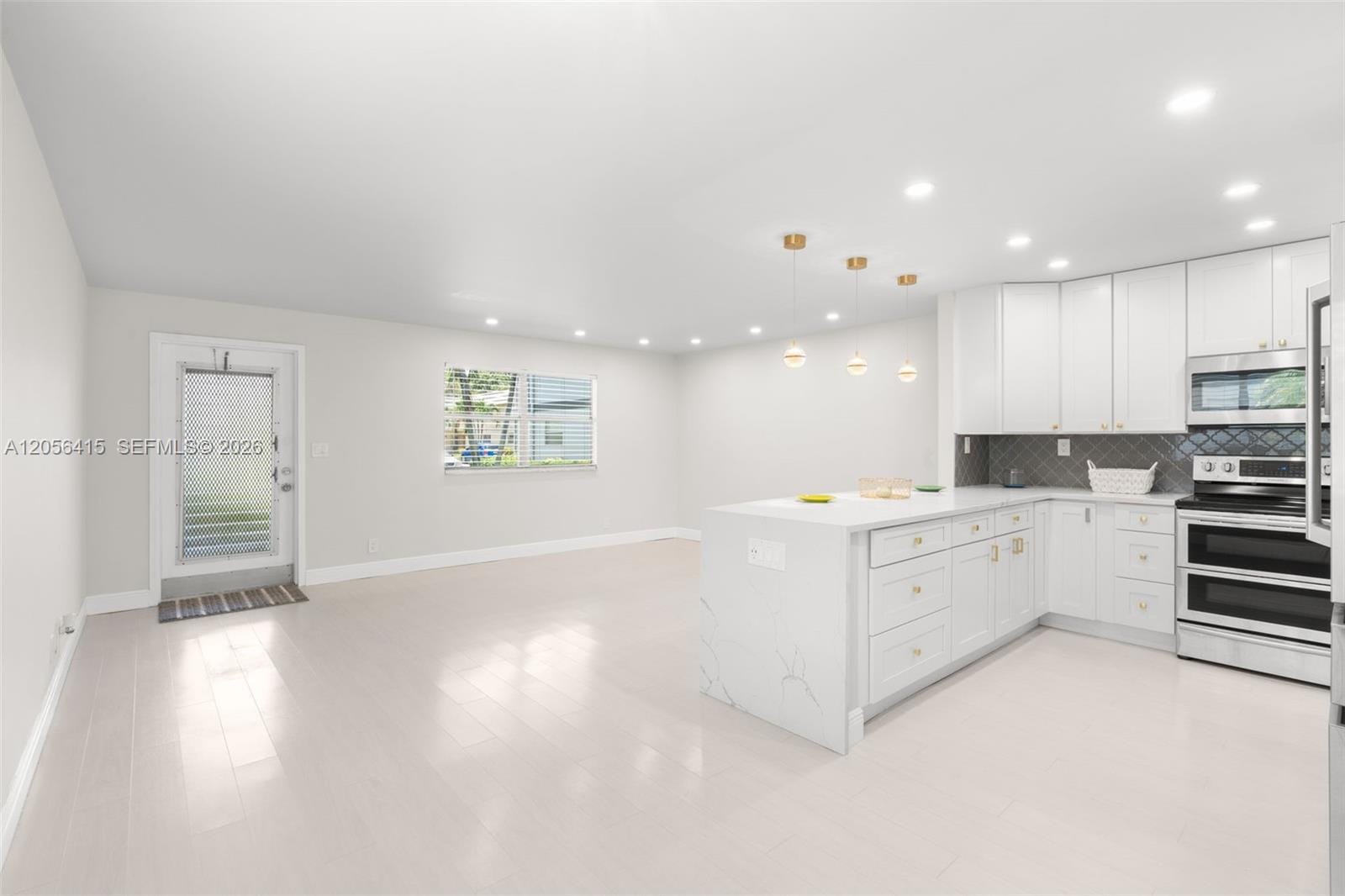 631 N Saxony N N, Delray Beach, FL 33446 photo 2