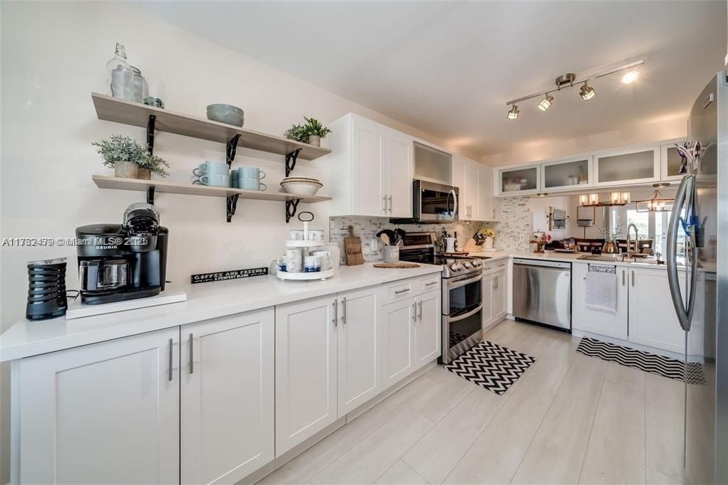 2560 NW 103RD Avenue 406, Sunrise, FL 33322