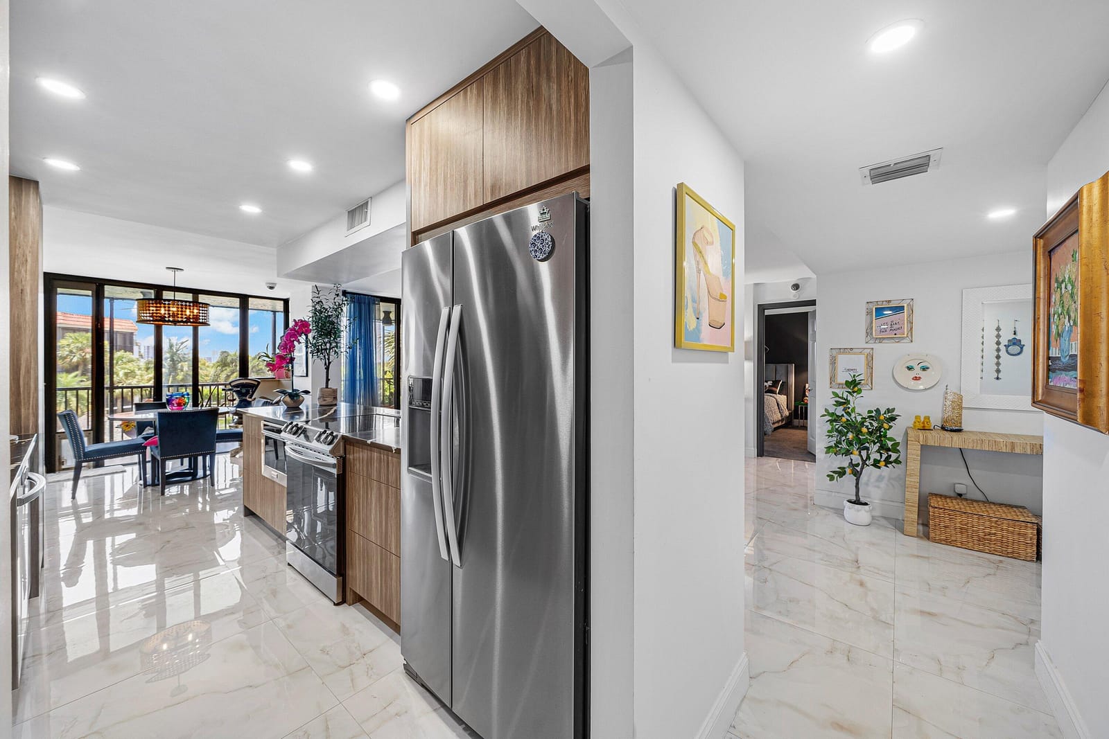 800 Jeffery Street 307 — photo 11