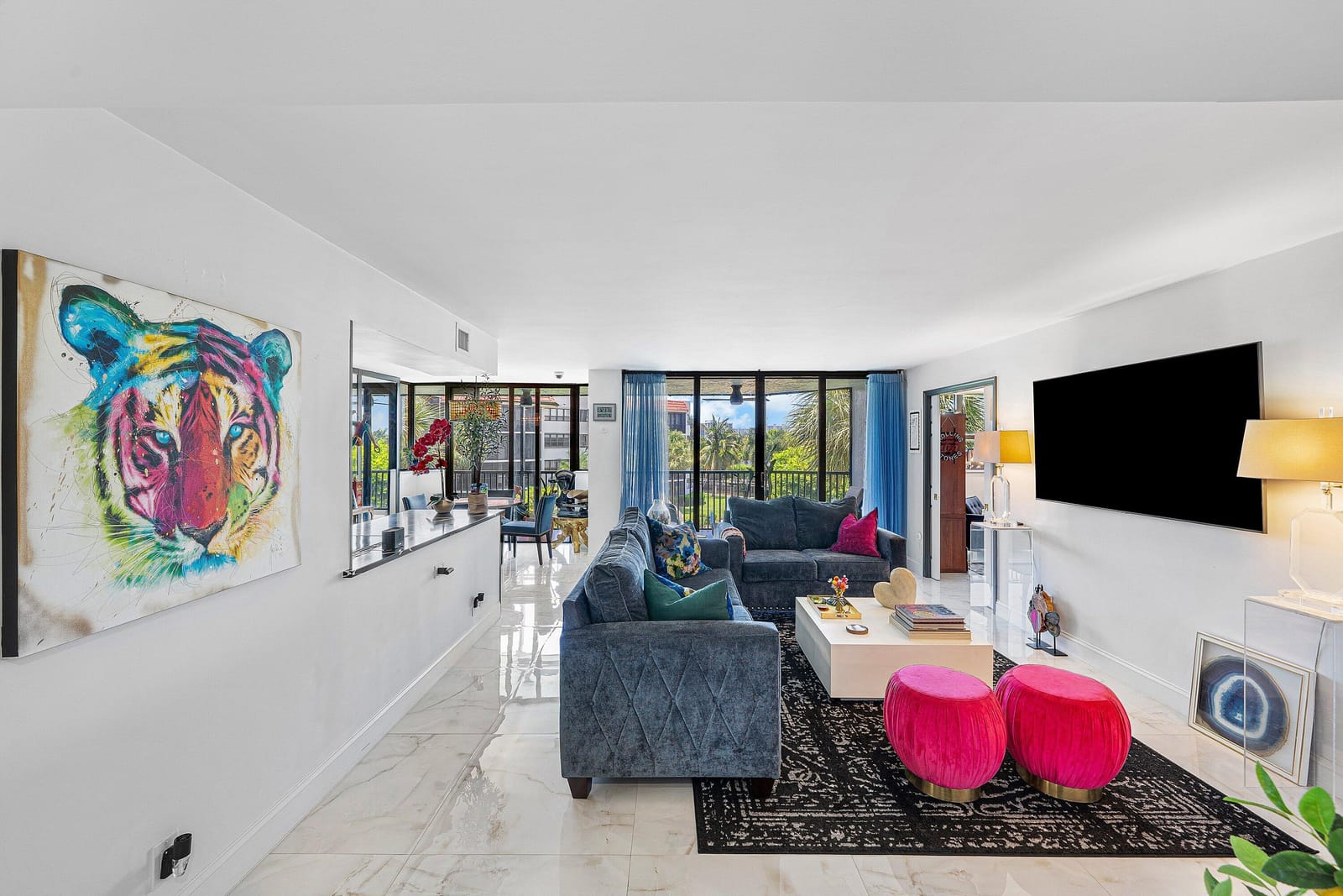 800 Jeffery Street 307 — photo 5
