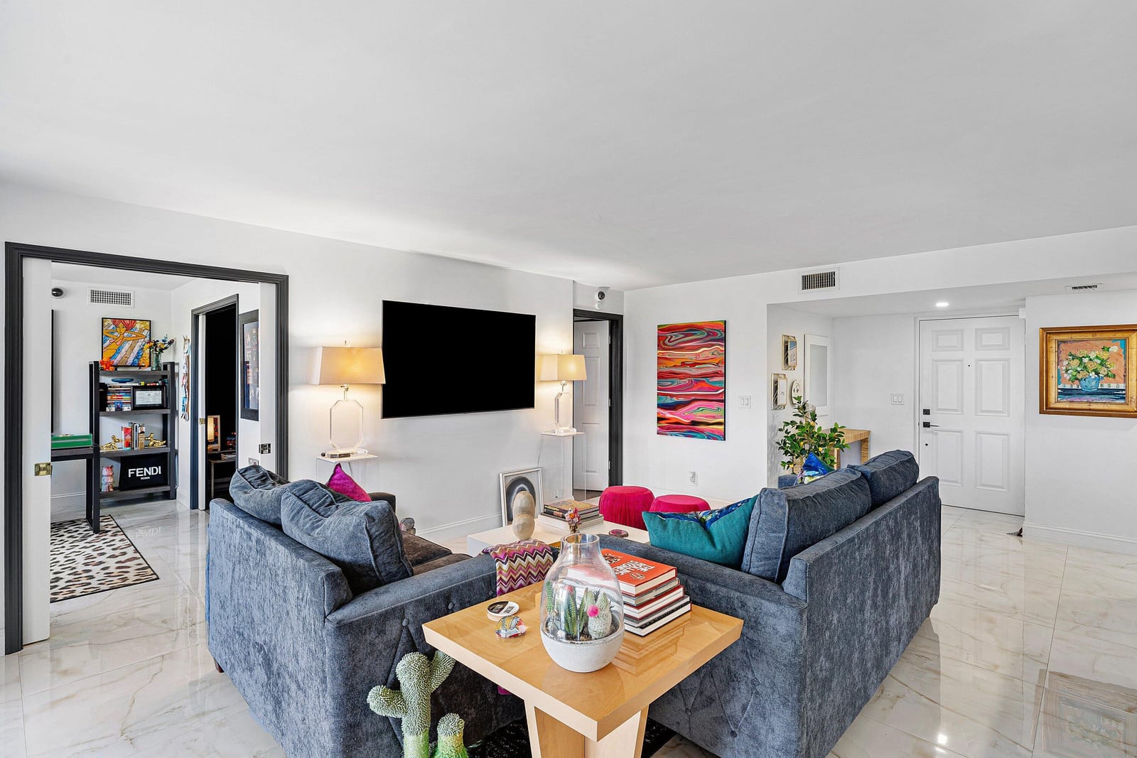 800 Jeffery Street 307 — photo 7