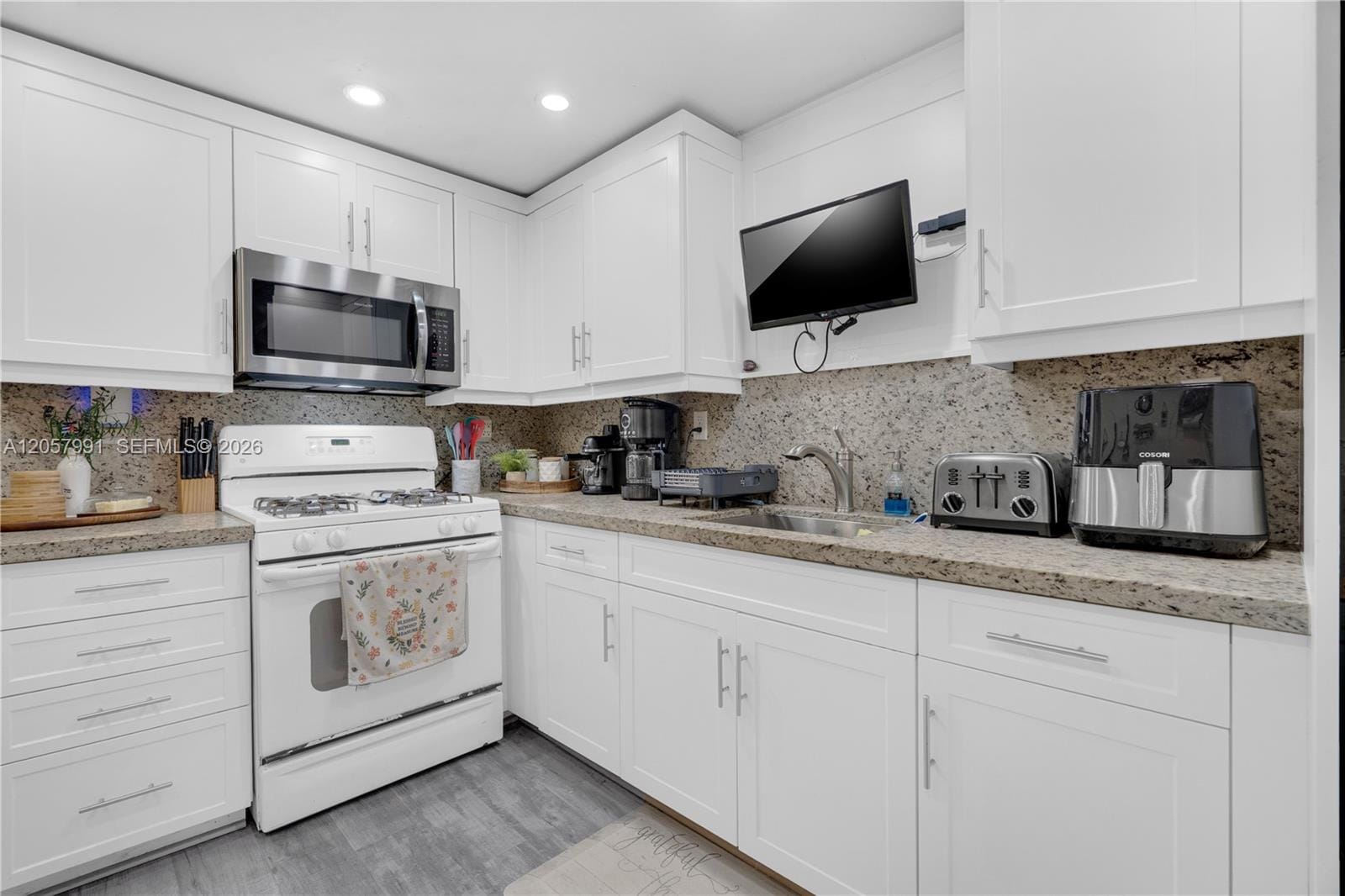 2204 SW 11th Terrace, Miami, FL 33135 photo 27