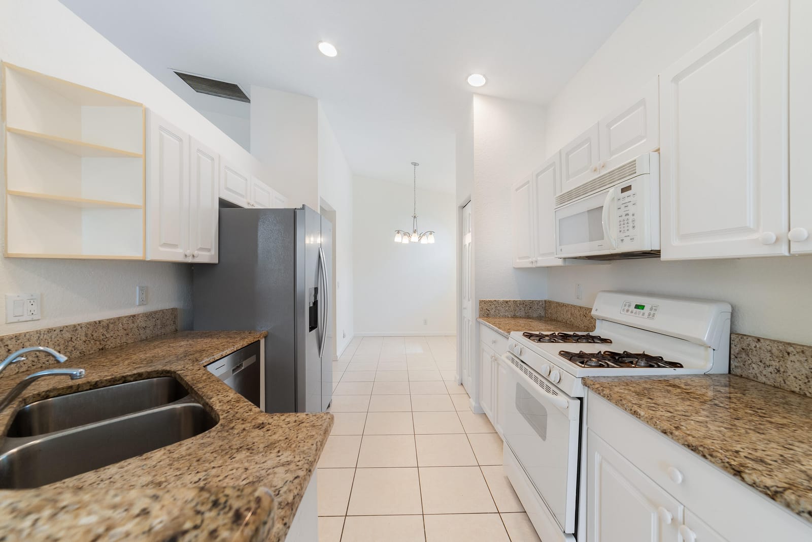 352 Springview Loop, Port St. Lucie, FL 34986 photo 13