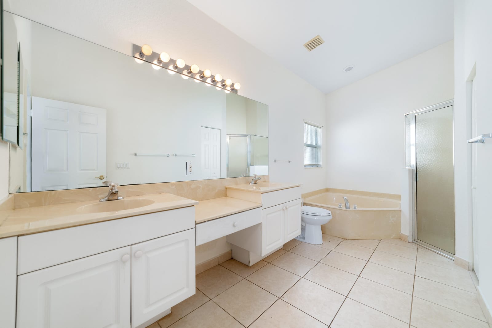 352 Springview Loop, Port St. Lucie, FL 34986 photo 17