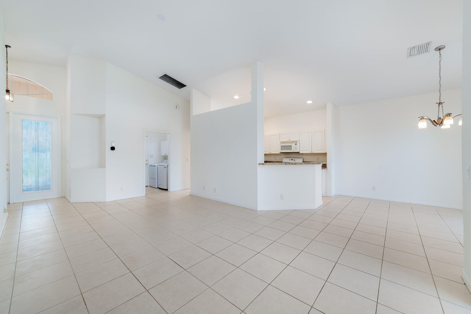 352 Springview Loop — photo 7