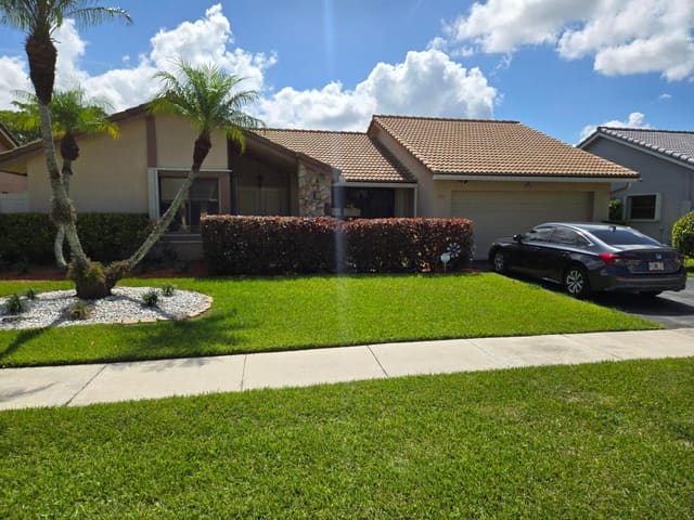 700 NW 102ND Way, Nob Hill Estates 2 Sec, Plantation, FL