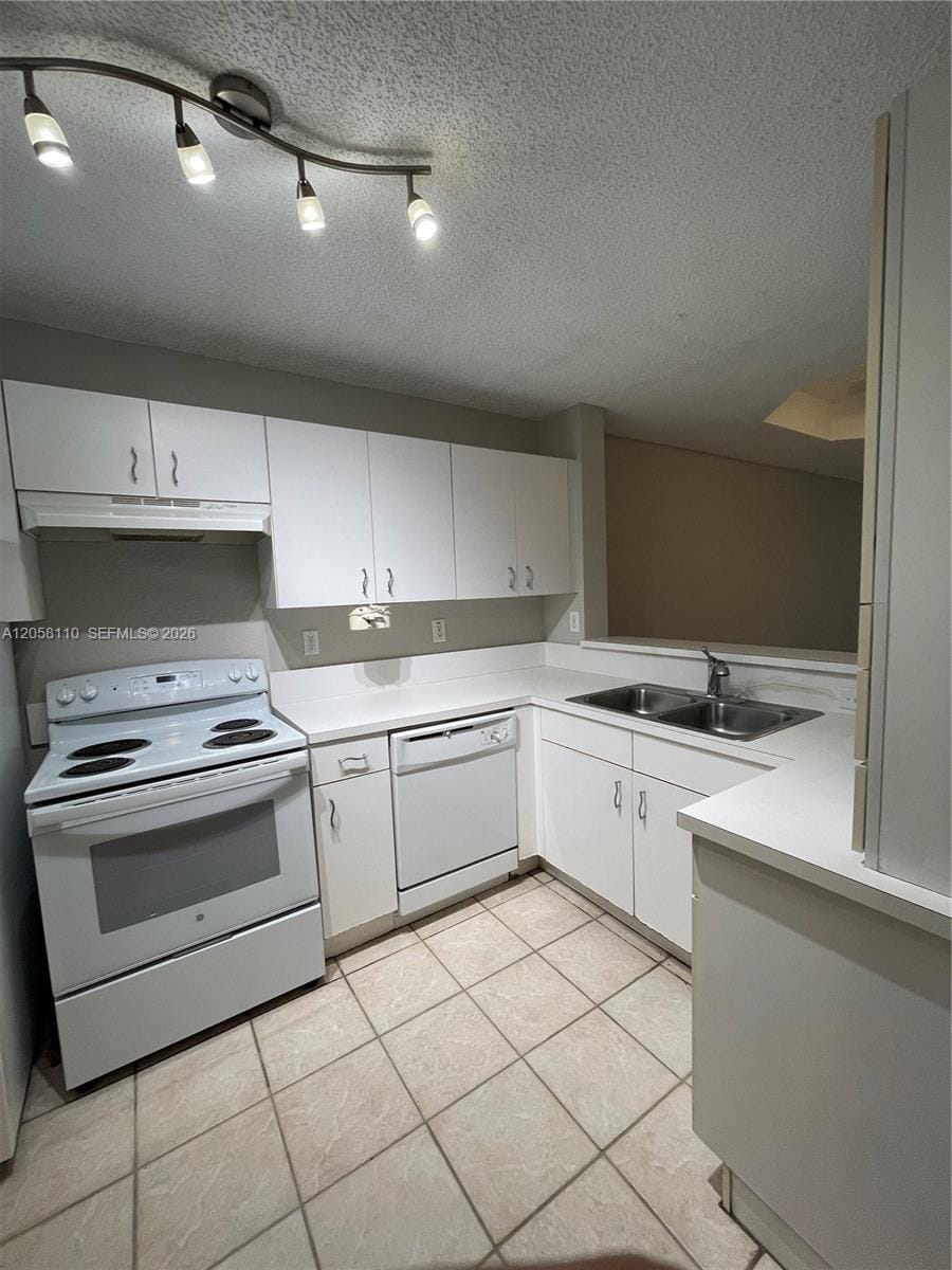 14124 SW 121st Place 3-26 — photo 3