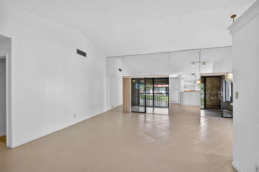 10631 OCEAN PALM Way 202
