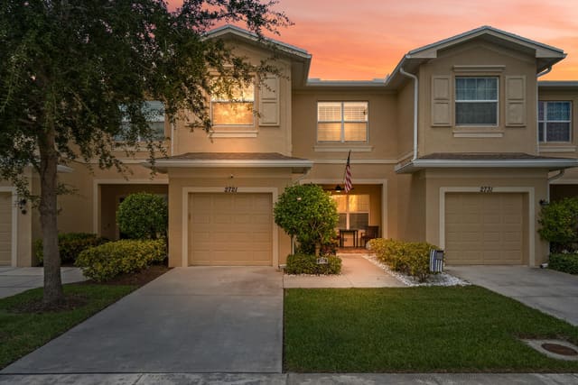 2721 NW Treviso Circle, Vizcaya Falls, Port St. Lucie, FL