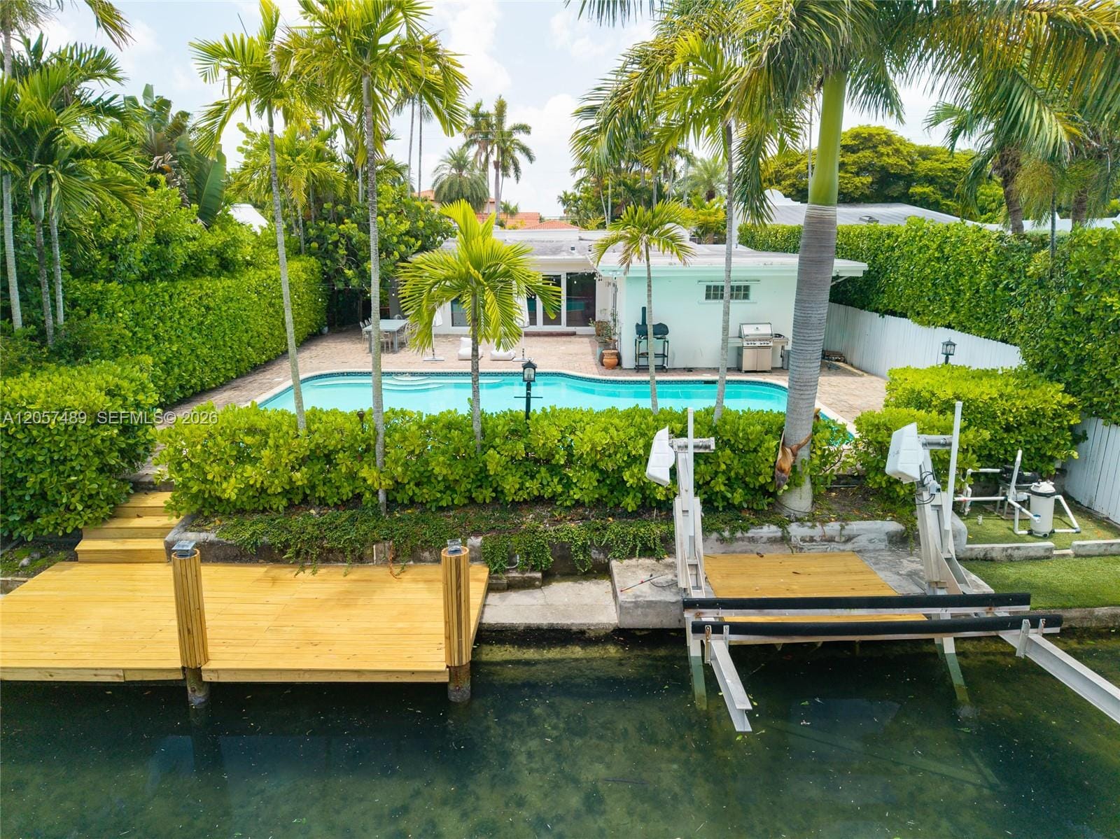 1777 Daytonia Road, Miami Beach, FL 33141
