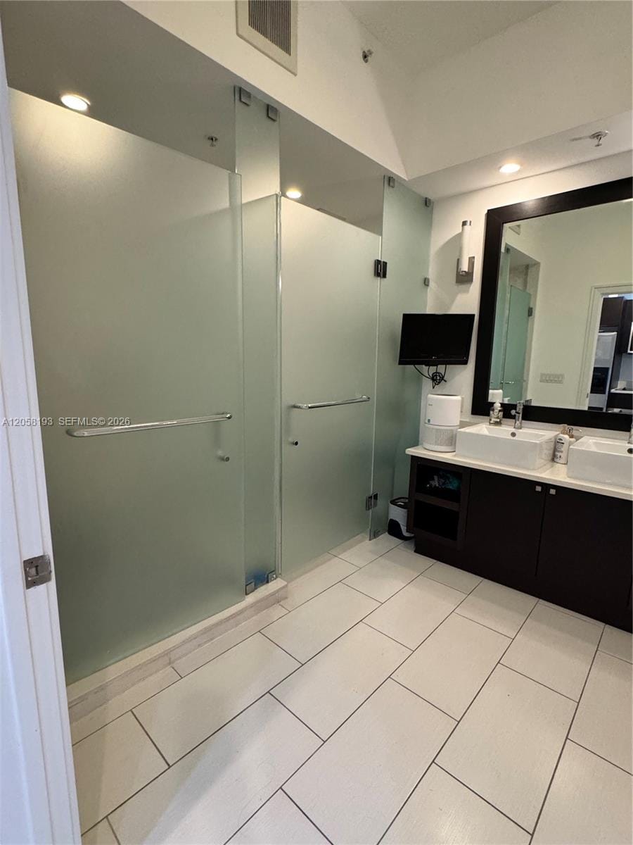 5300 NW 87th Avenue 911, Doral, FL 33178 photo 15