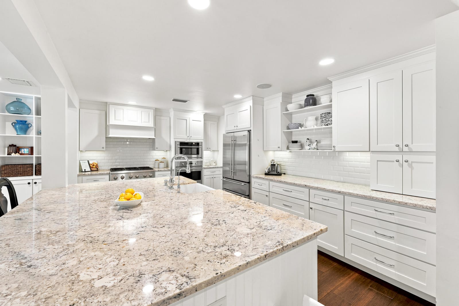 10142 Trailwood Circle