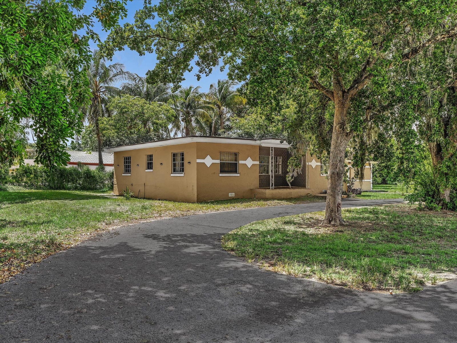 4400 W BROWARD Boulevard — photo 10