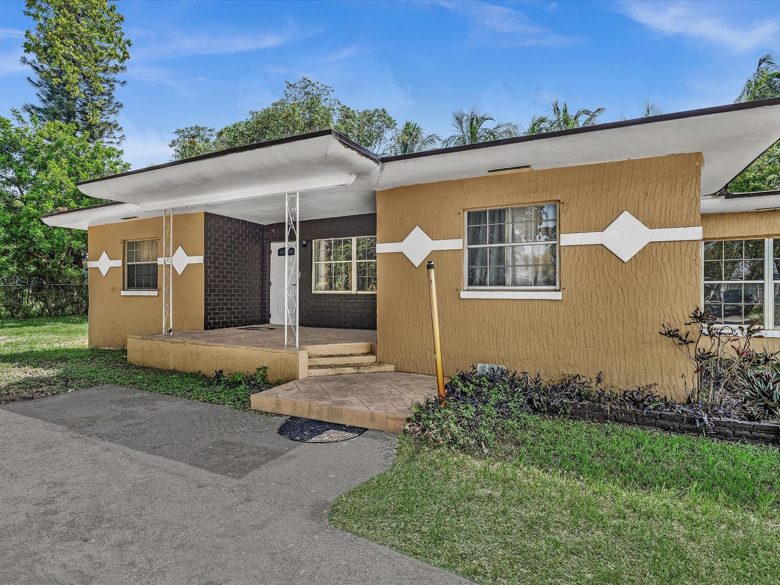 4400 W BROWARD Boulevard — photo 11