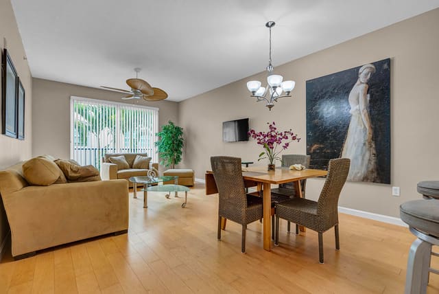 235 NE 1ST Street 404, Delray Beach, FL 33444