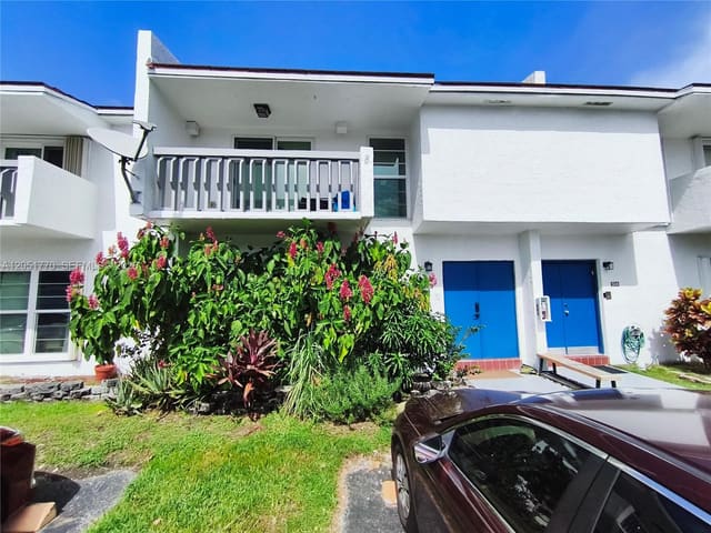 17100 SW 94ave 503, Palmetto Bay, FL 33157