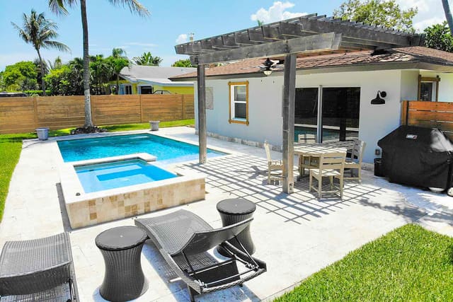 922 Turner Road, Delray Beach, FL 33483
