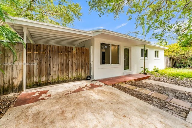 3611 SW 36th Street, Lake Forest, West Park, FL