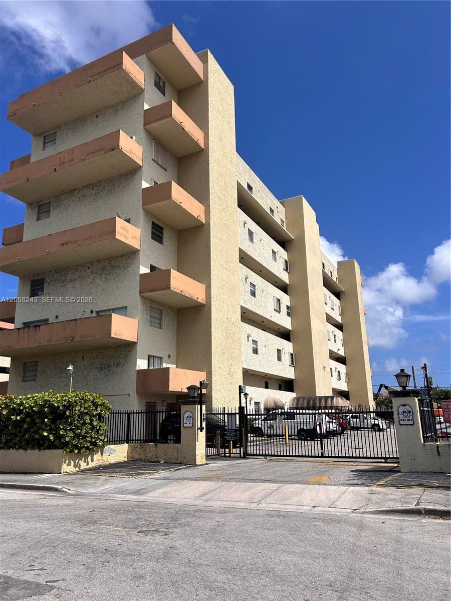 300 NW 42nd Avenue 109 — photo 1