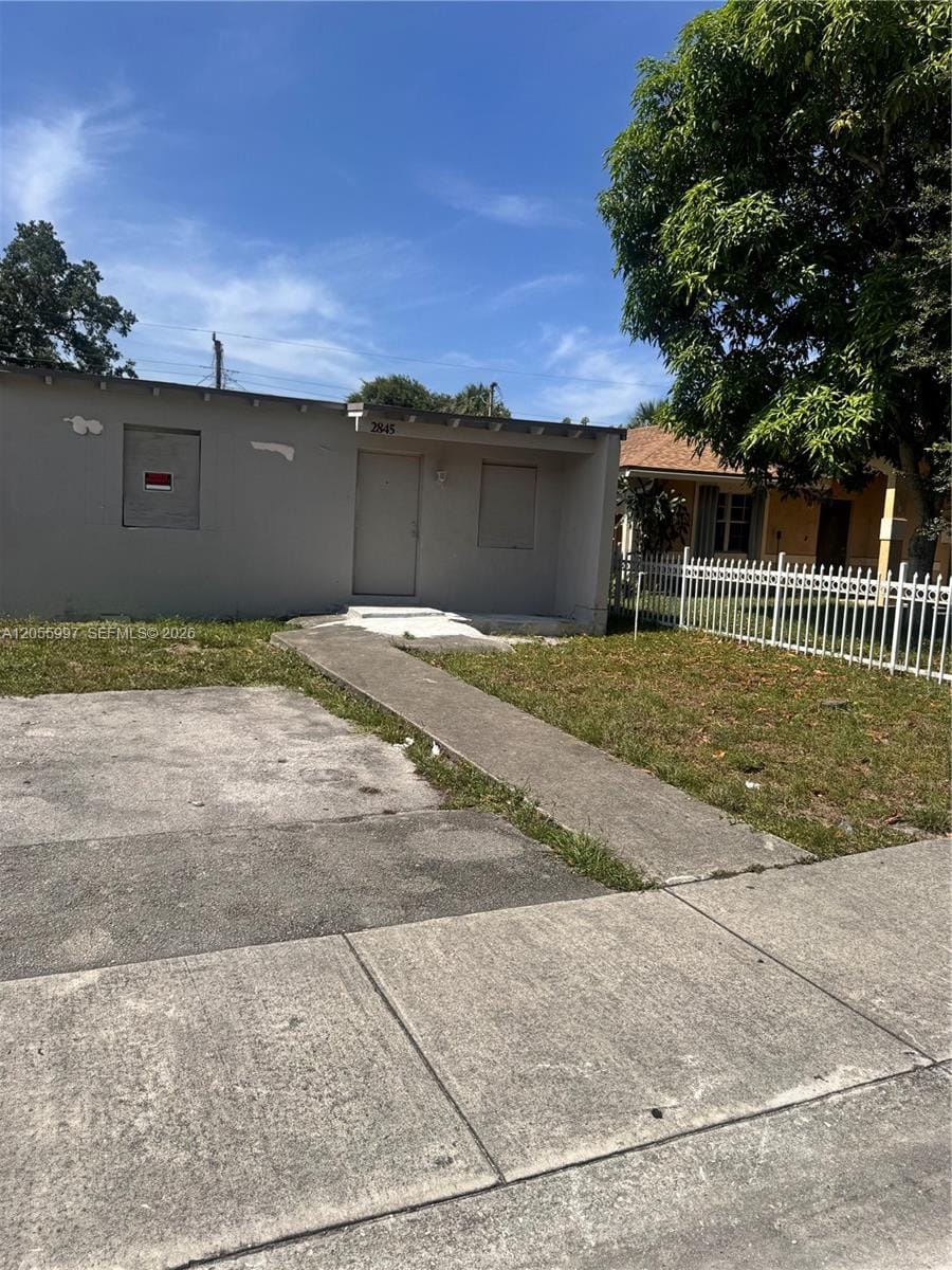 2845 NW 8th Street — photo 2
