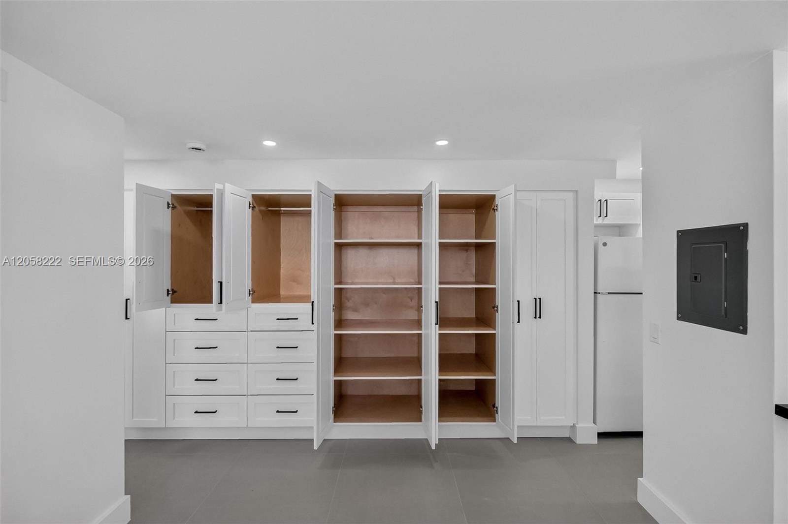 360 Meridian Avenue 3E — photo 6