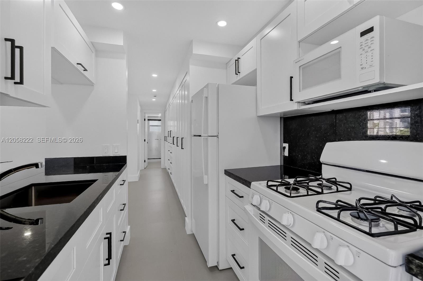 360 Meridian Avenue 3E — photo 9