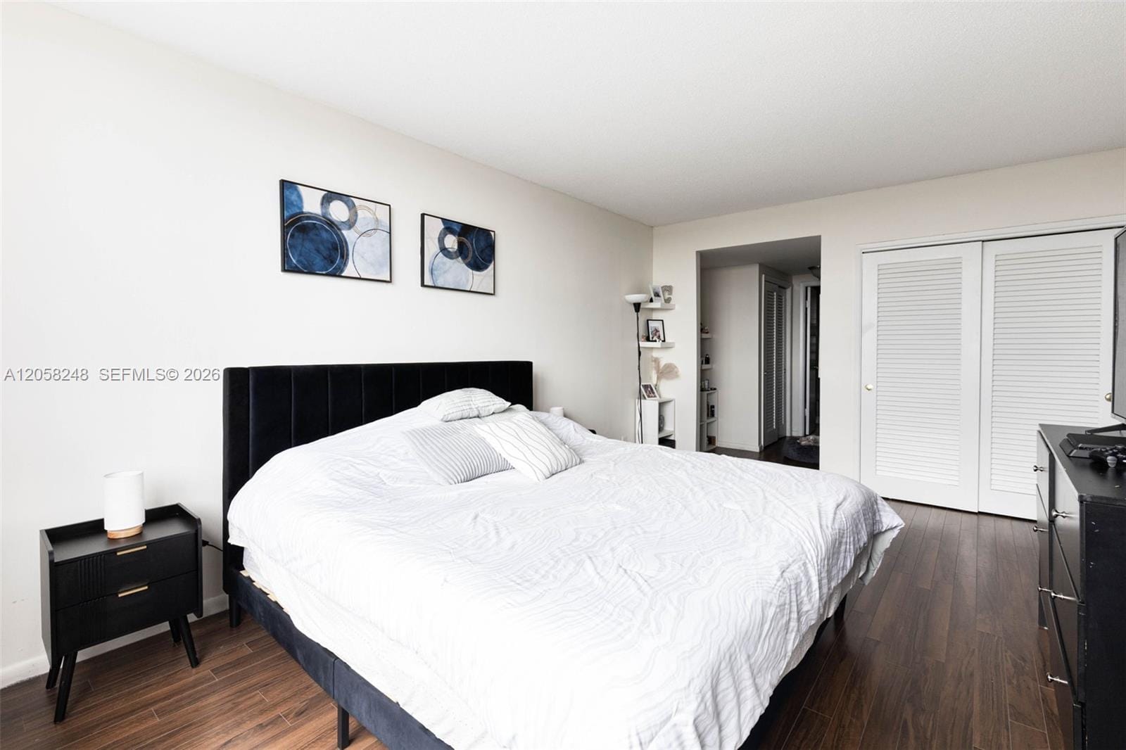 4400 Hillcrest Drive 901B — photo 11