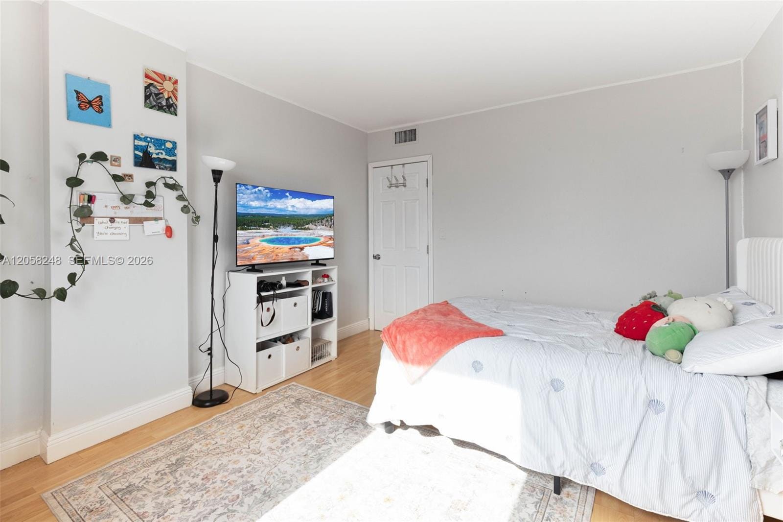 4400 Hillcrest Drive 901B — photo 9
