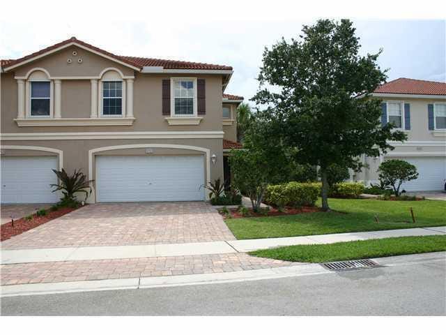 4701 Cohune Palm Court — photo 1