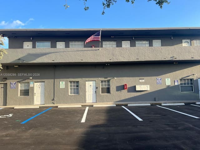 5010 Pembroke Road 7, West Park, FL 33021