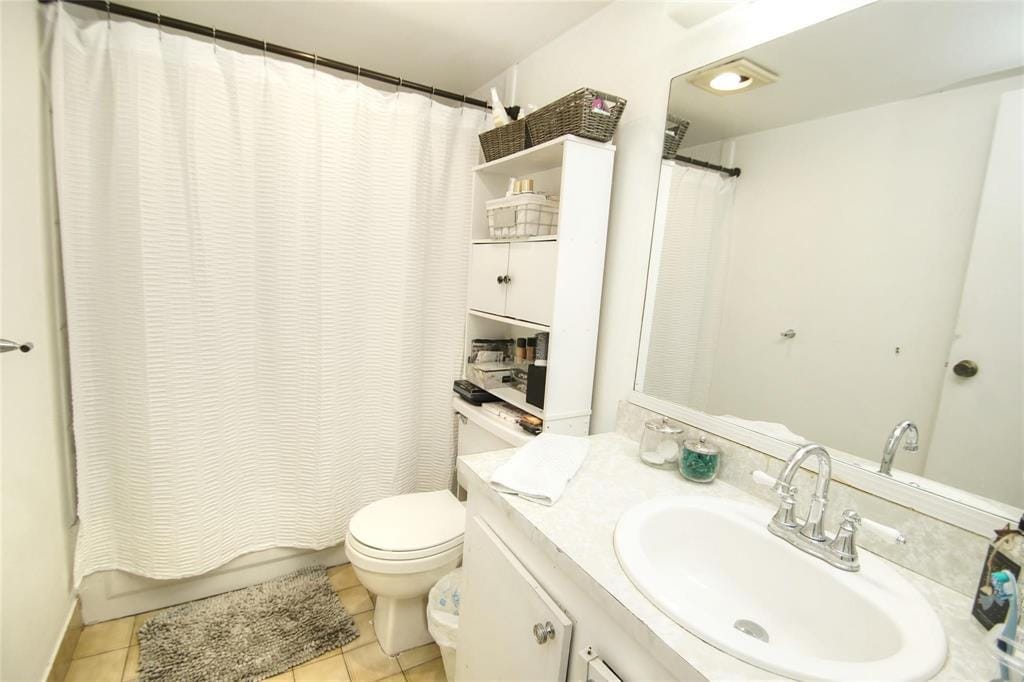 8401 LAGOS DE CAMPO Boulevard 306V — photo 8